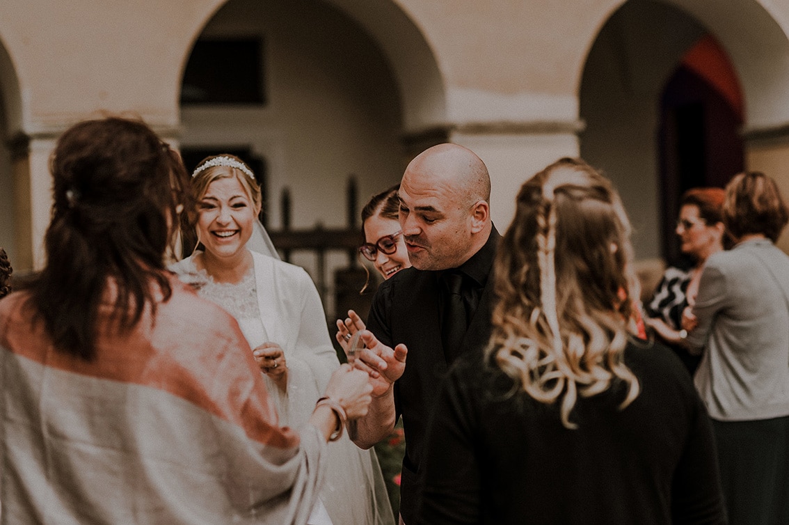 Hochzeit Zauberei am Tisch